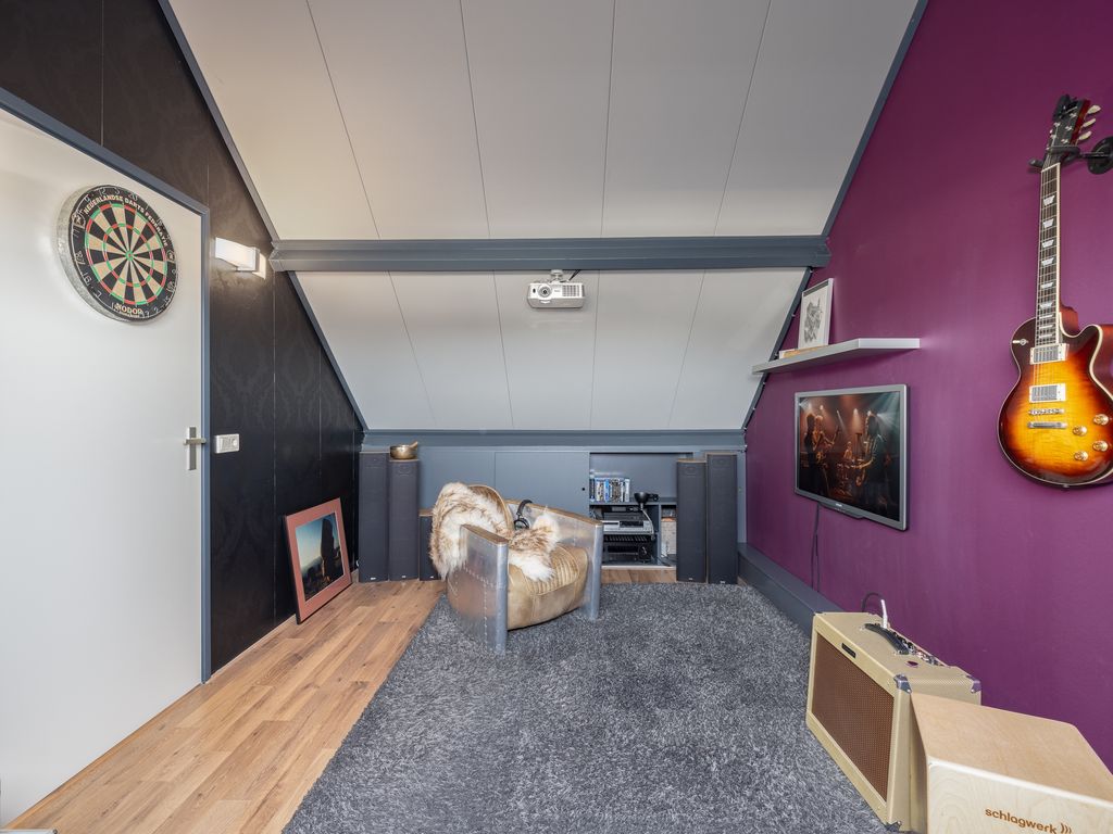 Karekiet 7, 'S-Hertogenbosch