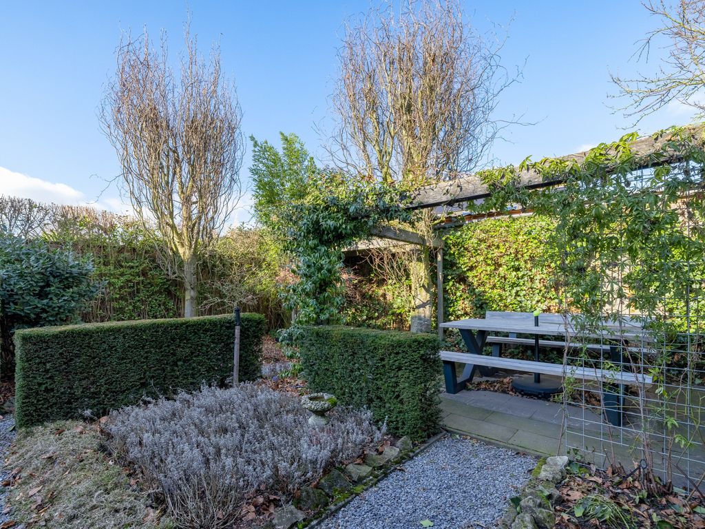 Karekiet 7, 'S-Hertogenbosch