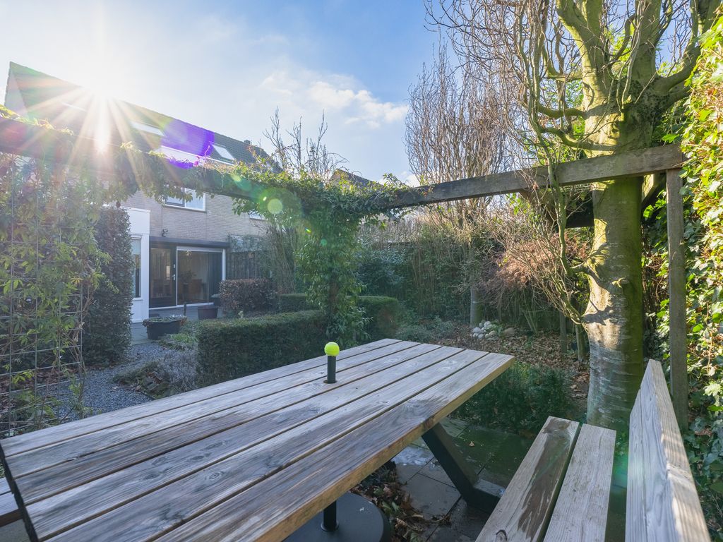 Karekiet 7, 'S-Hertogenbosch