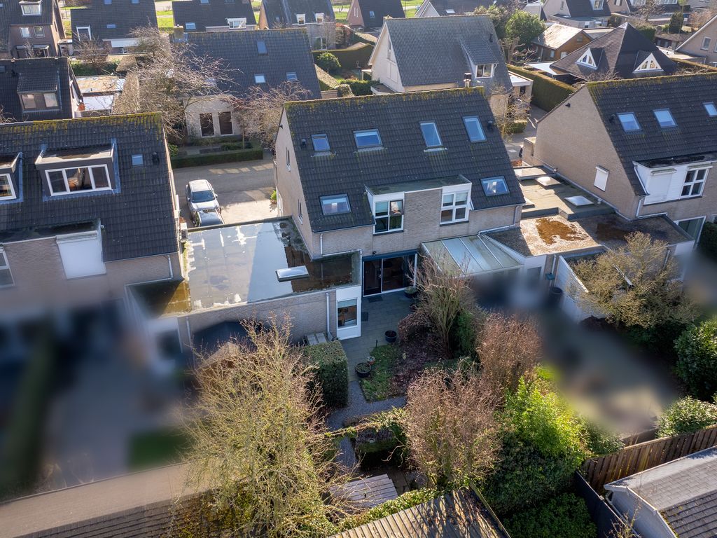 Karekiet 7, 'S-Hertogenbosch