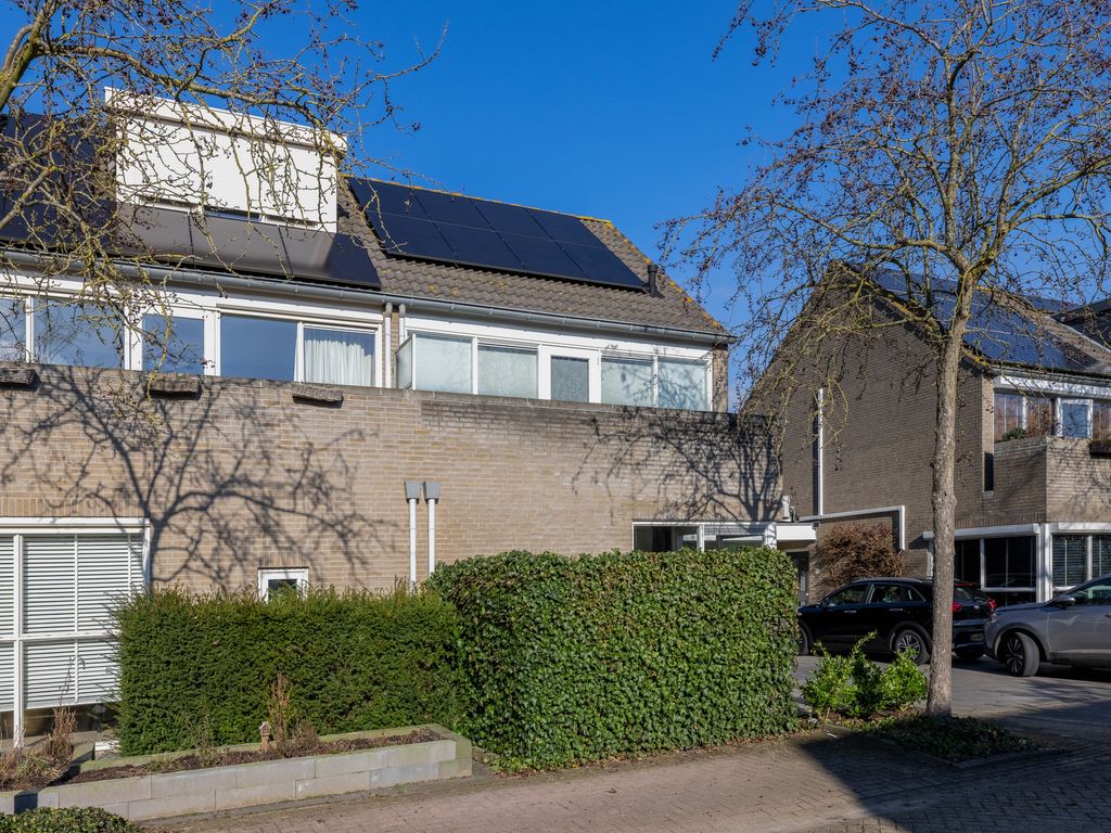 Karekiet 7, 'S-Hertogenbosch