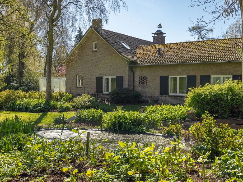 Rondeweg 2, 'S-Hertogenbosch