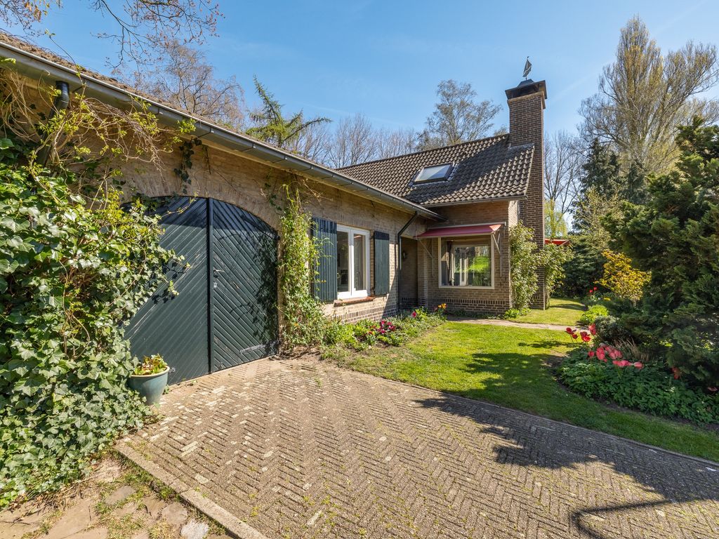 Rondeweg 2, 'S-Hertogenbosch