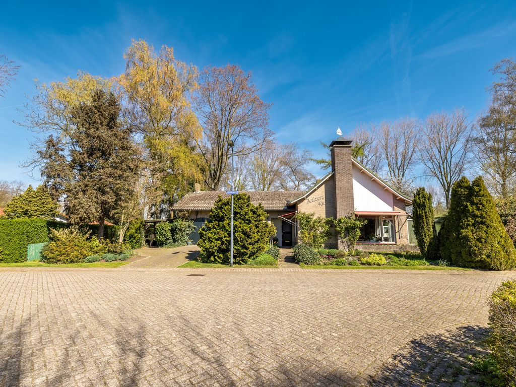 Rondeweg 2, 'S-Hertogenbosch