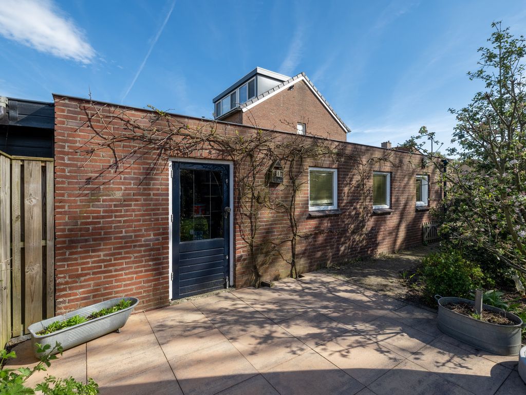 Sint Lambertusstraat 24, 's-Hertogenbosch