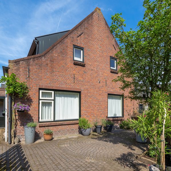Dorpstraat 1, 's-Hertogenbosch