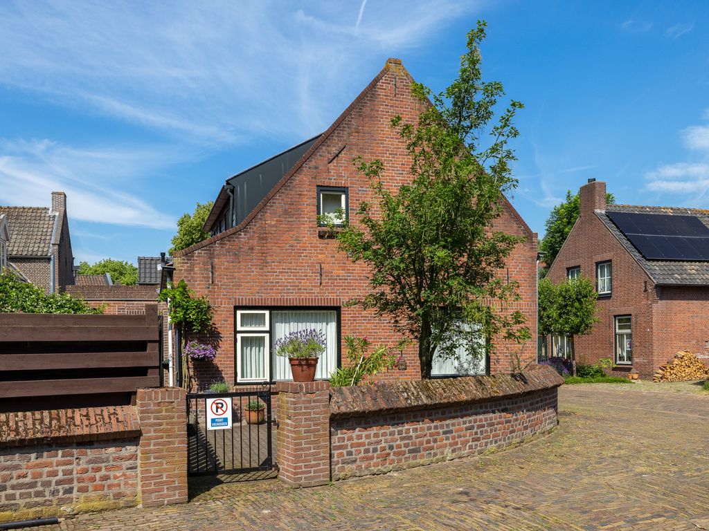 Dorpstraat 1, 's-Hertogenbosch