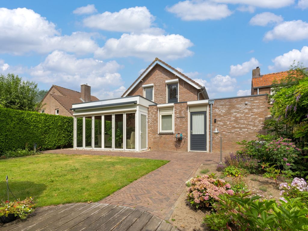 Breedstraat 4, Hedel