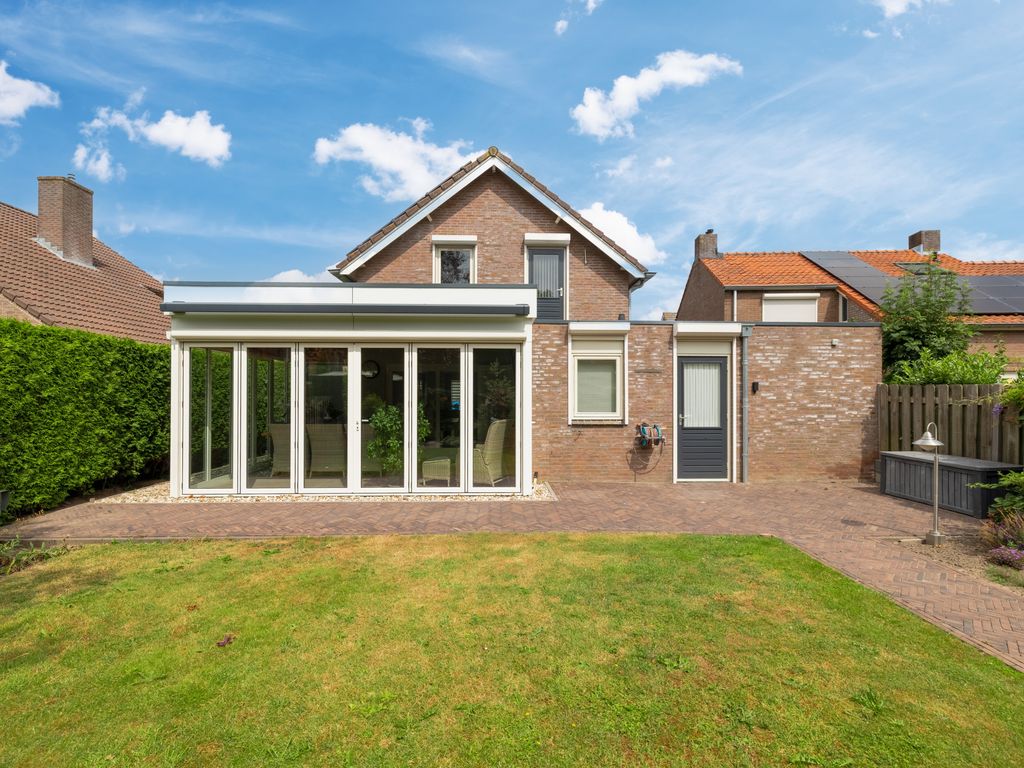 Breedstraat 4, Hedel