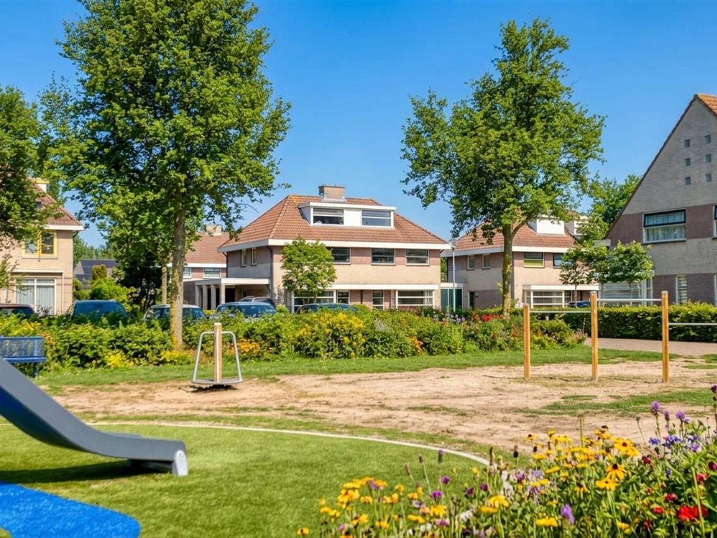 Regenwulplaan 34, 's-Hertogenbosch