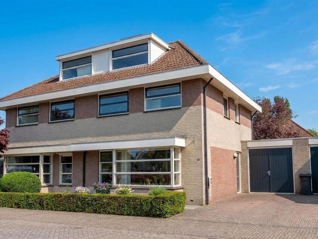 Regenwulplaan 34, 's-Hertogenbosch