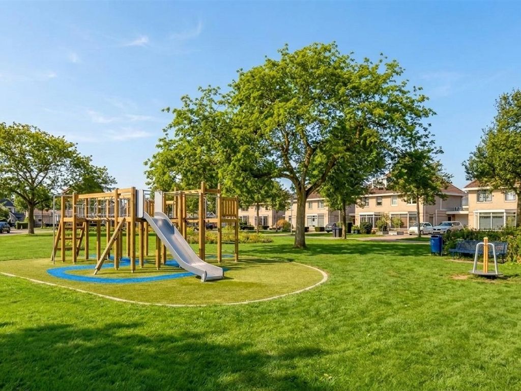 Regenwulplaan 34, 's-Hertogenbosch