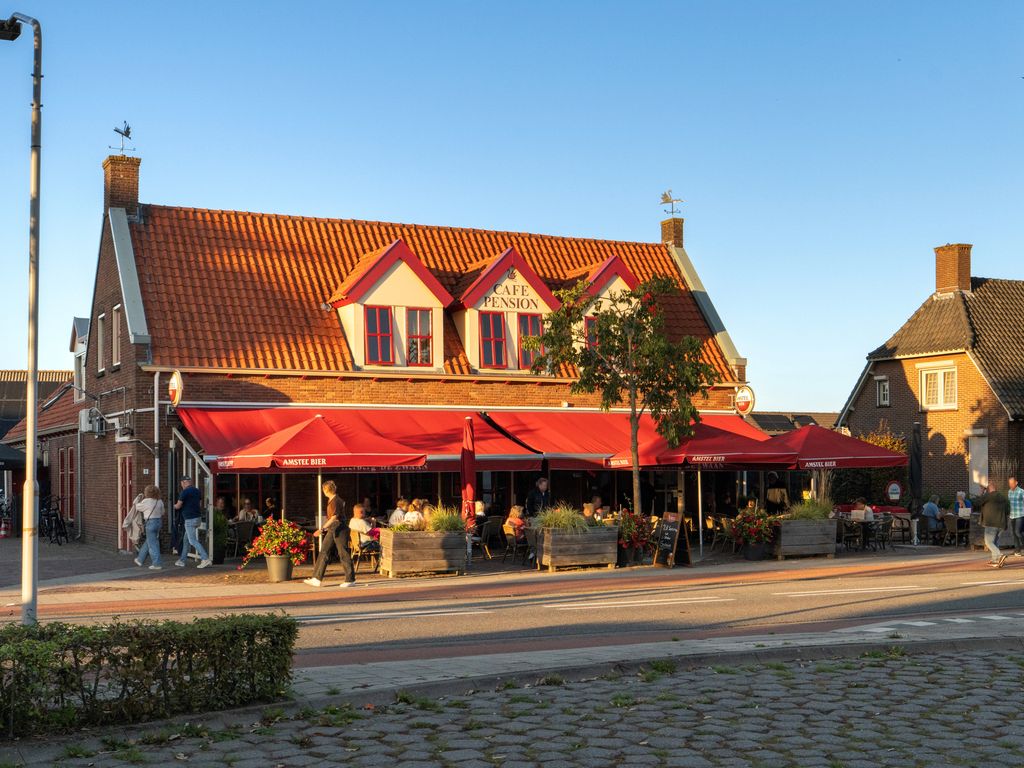 Hageland 1, Hedel
