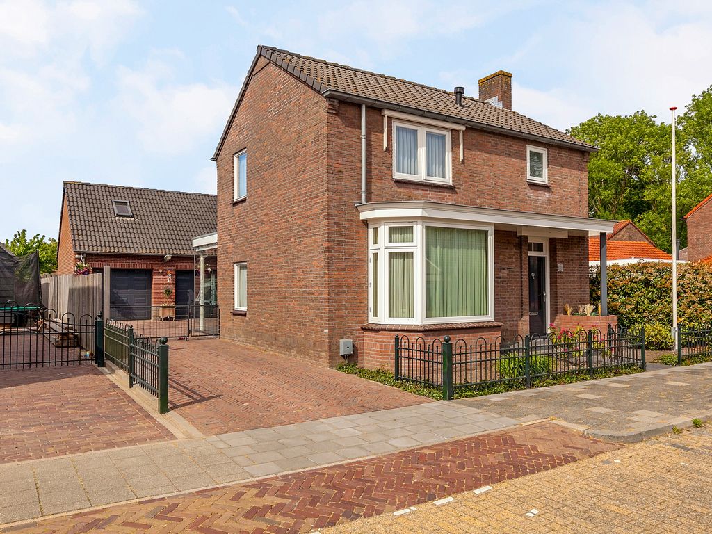 Muntmeesterstraat 23, Hedel