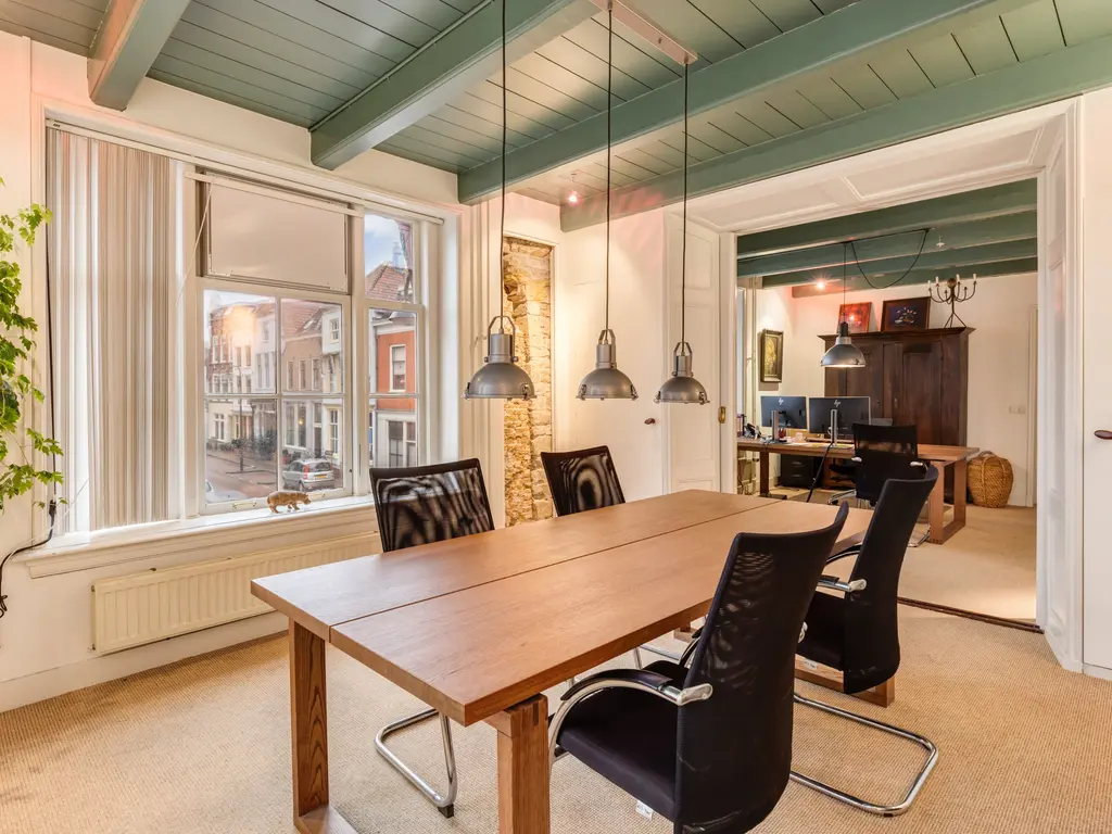 Westhaven 73, Gouda