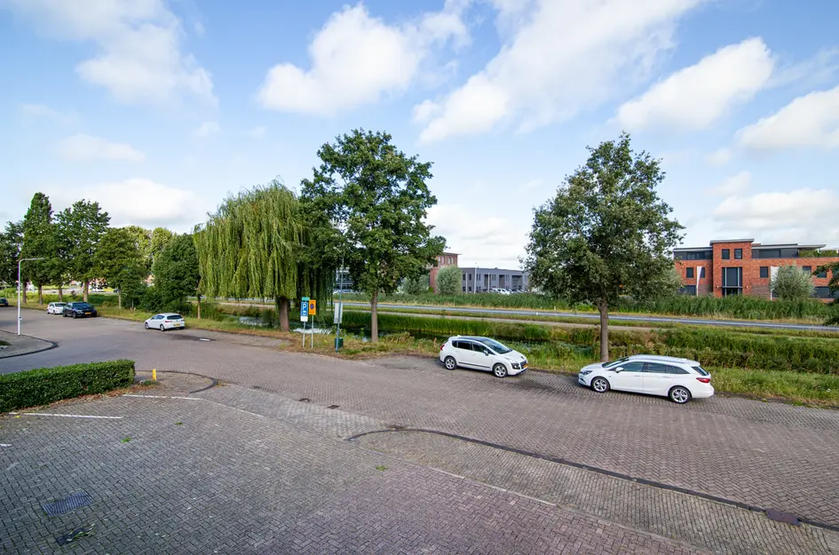 Broeikweg 13
