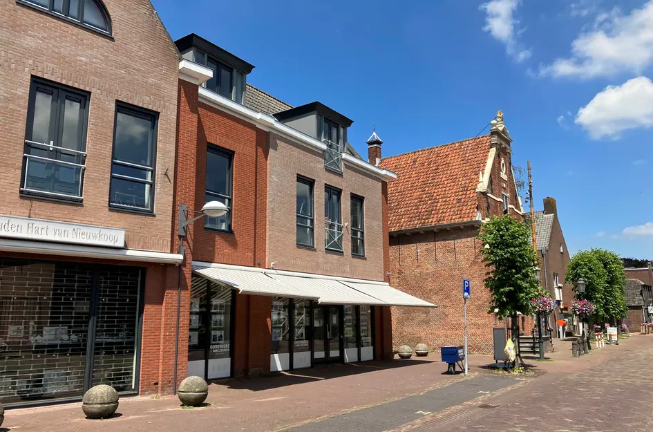 Dorpsstraat 107