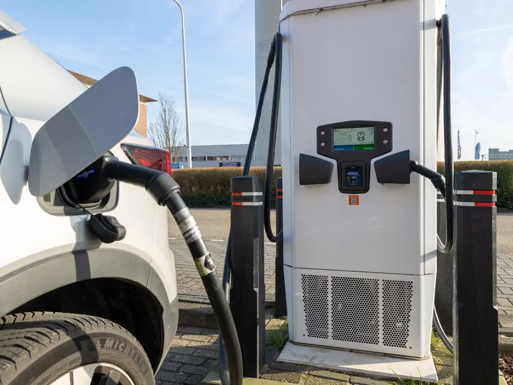 Tolnasingel 6, Bodegraven