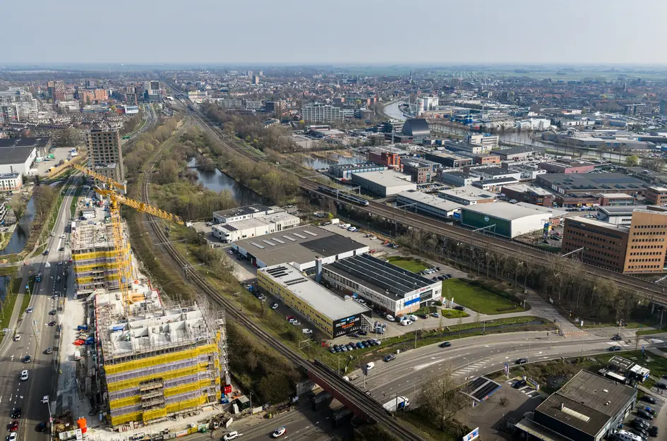 Nieuwe Gouwe O.Z. 9 10