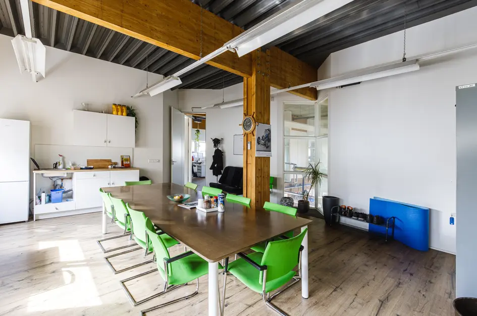 Nieuwe Gouwe O.Z. 9 10