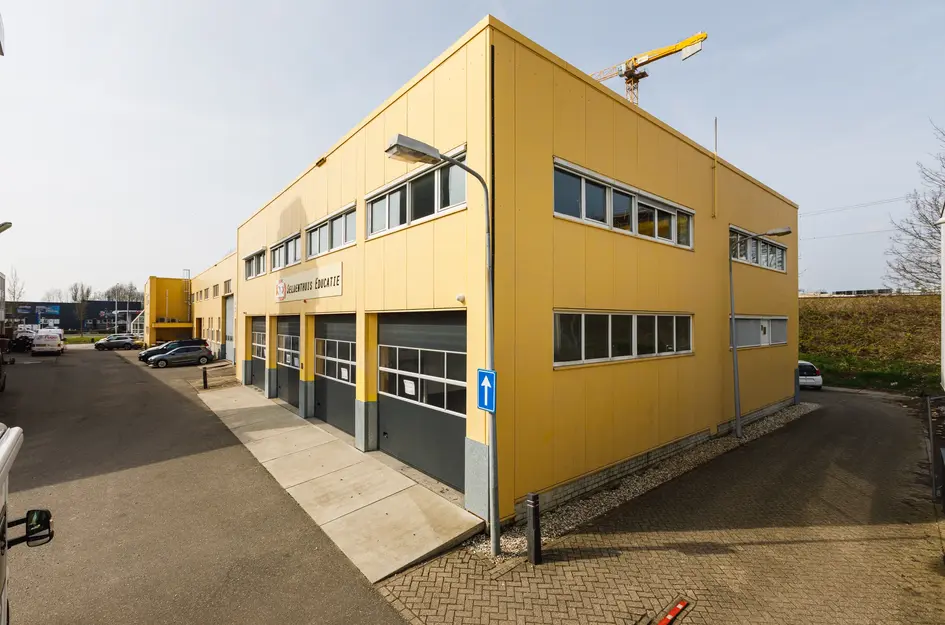 Nieuwe Gouwe O.Z. 9 10