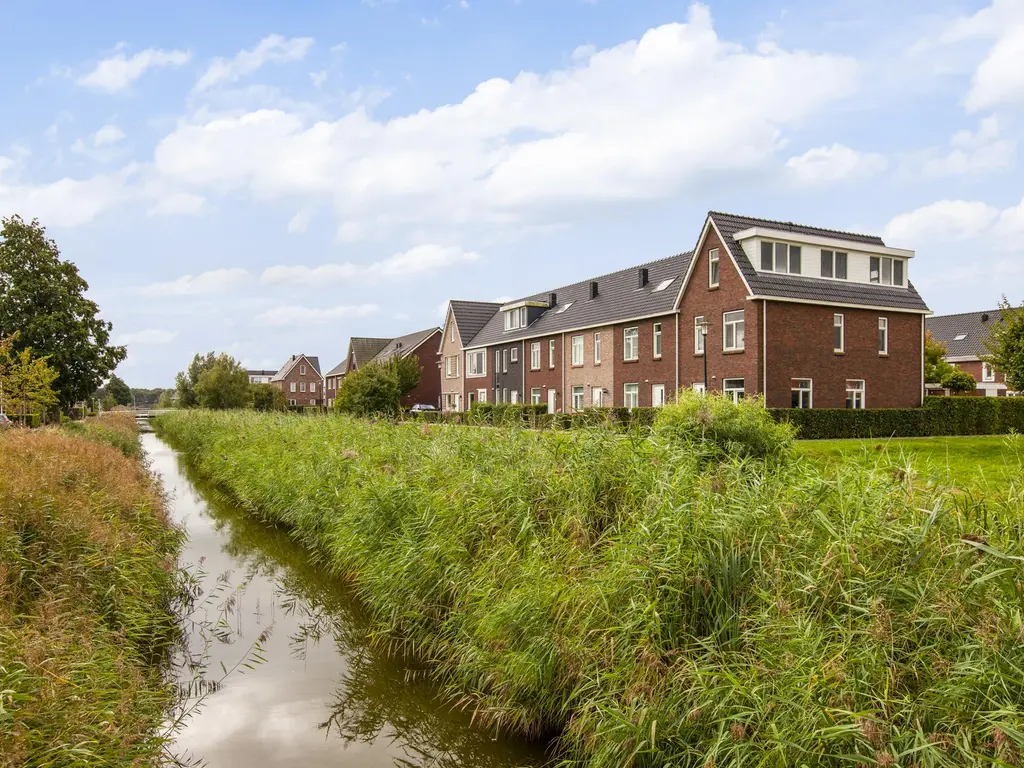 Veldesdoorn 11A, NIEUWVEEN