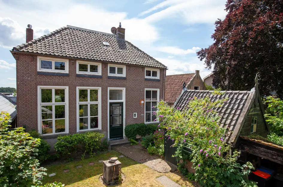 Dorpsstraat 137