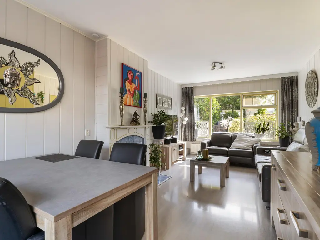 Oranjelaan 11, NIEUWKOOP