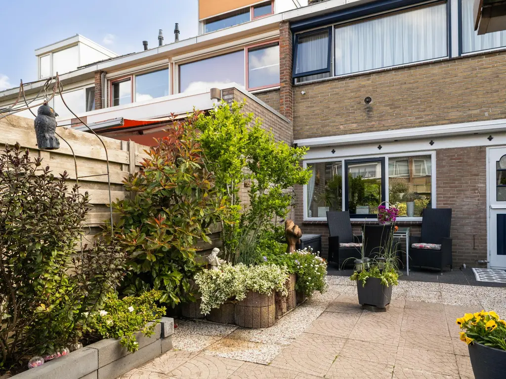 Oranjelaan 11, NIEUWKOOP