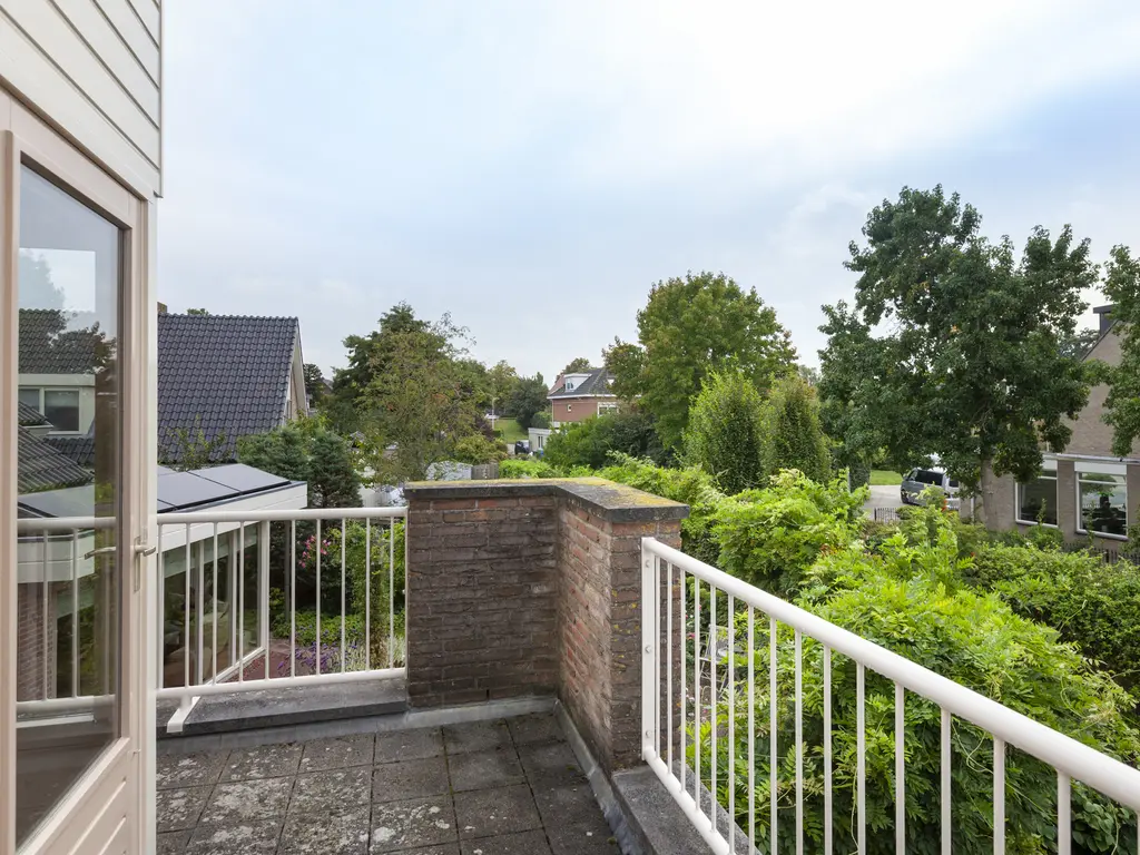 Meerbon 8, RIJNSATERWOUDE