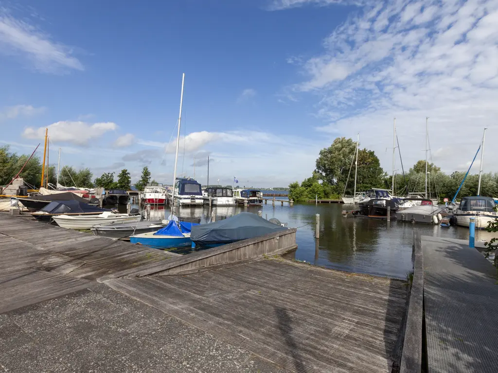 Meerbon 8, RIJNSATERWOUDE