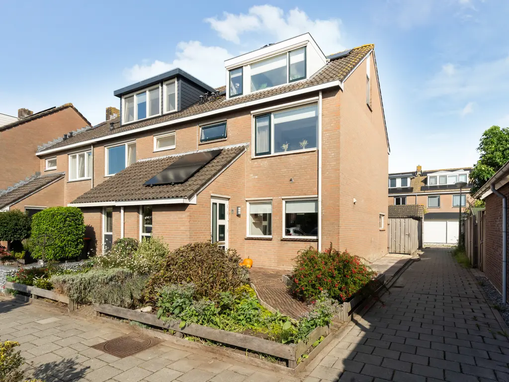 Groene Jonkerstraat 26, ZEVENHOVEN
