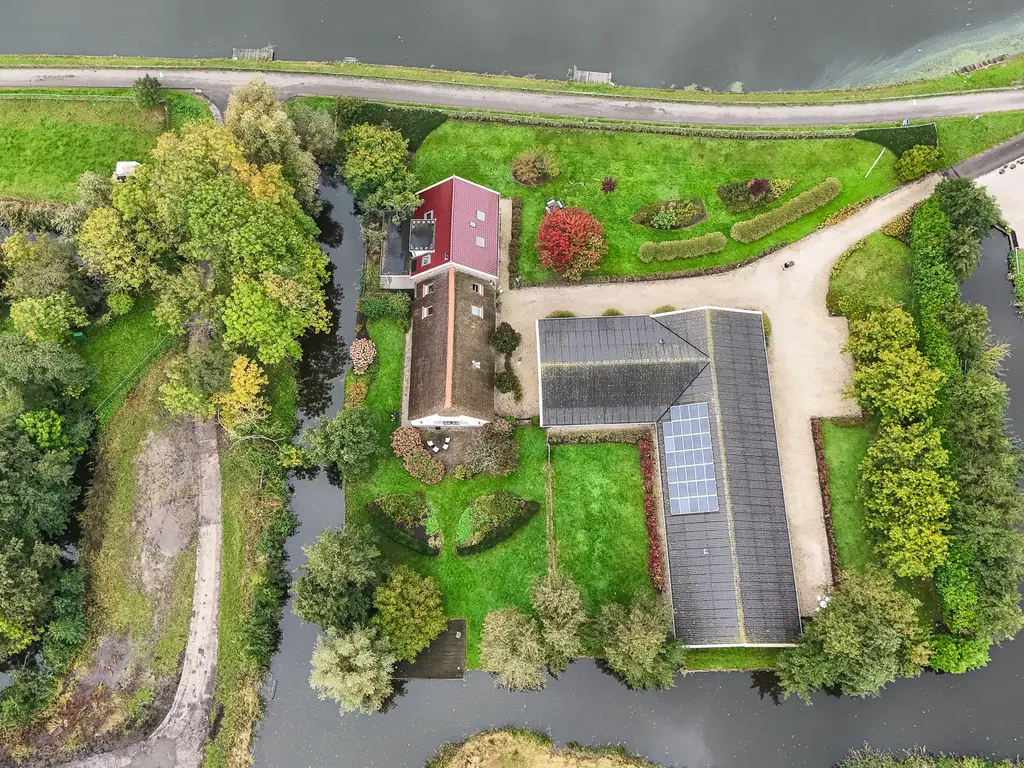 Grechtkade 12, WOERDENSE VERLAAT