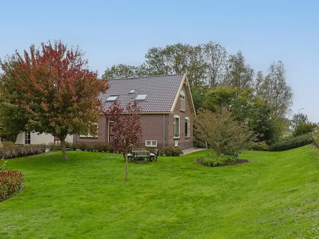 Grechtkade 12, WOERDENSE VERLAAT