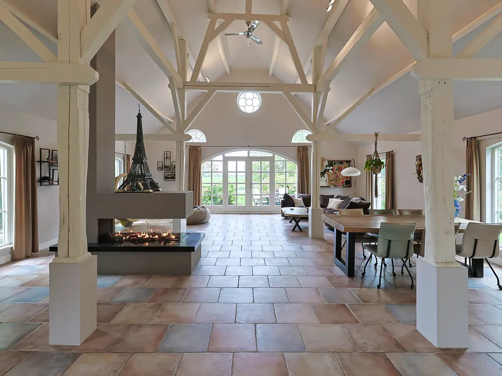 Grechtkade 12, WOERDENSE VERLAAT