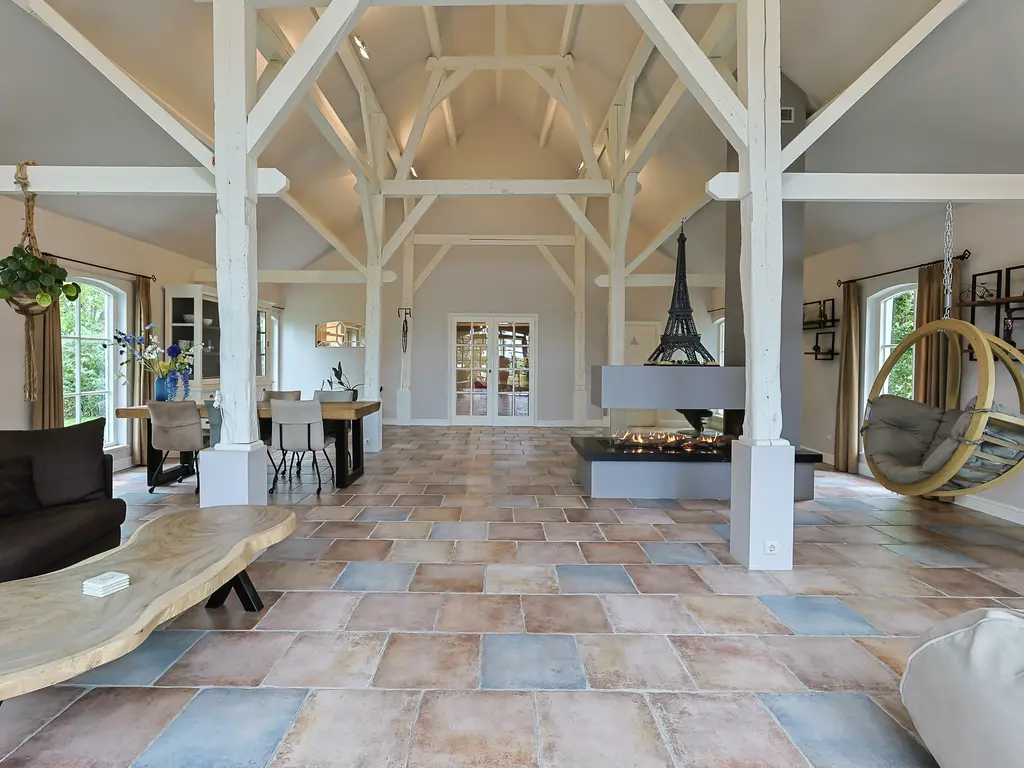 Grechtkade 12, WOERDENSE VERLAAT