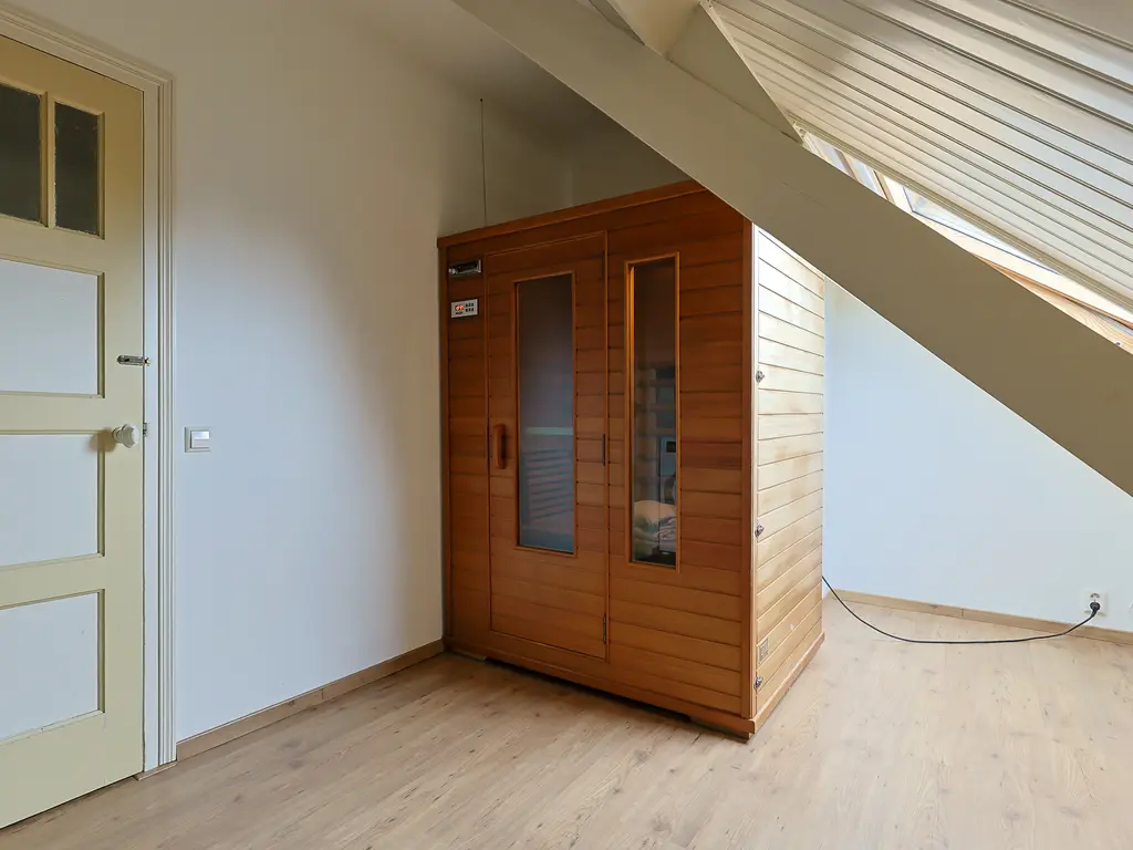 Grechtkade 12, WOERDENSE VERLAAT