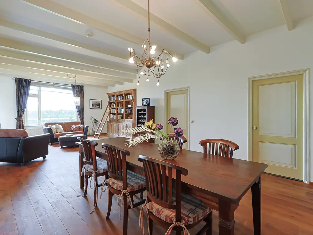 Grechtkade 12, WOERDENSE VERLAAT