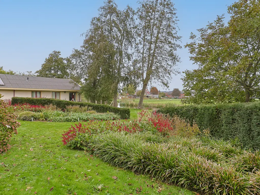 Grechtkade 12, WOERDENSE VERLAAT