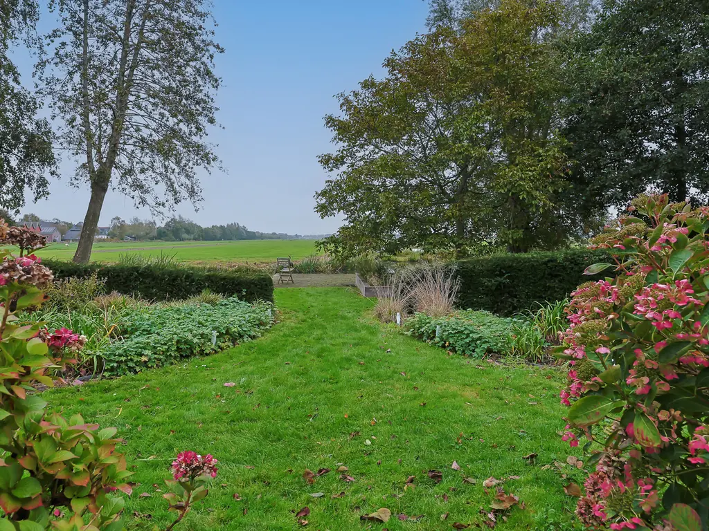 Grechtkade 12, WOERDENSE VERLAAT