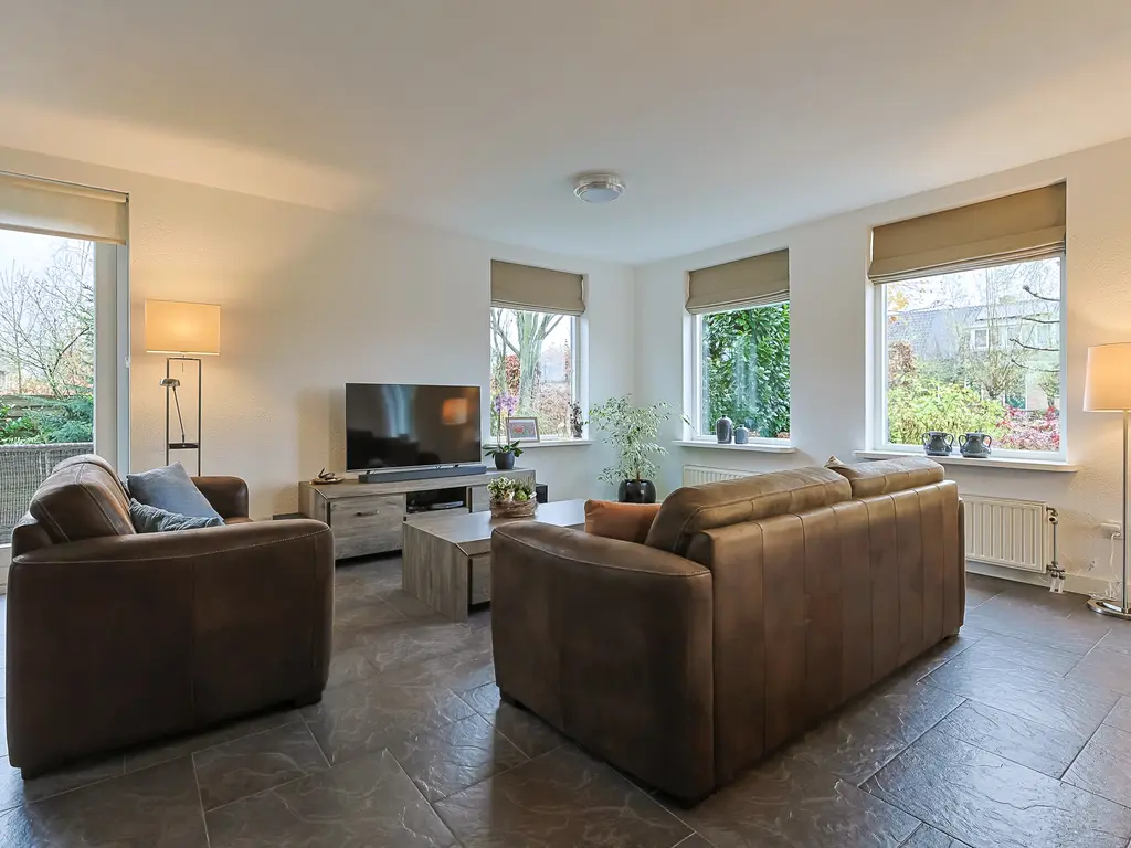 Hollandsekade 1, WOERDENSE VERLAAT