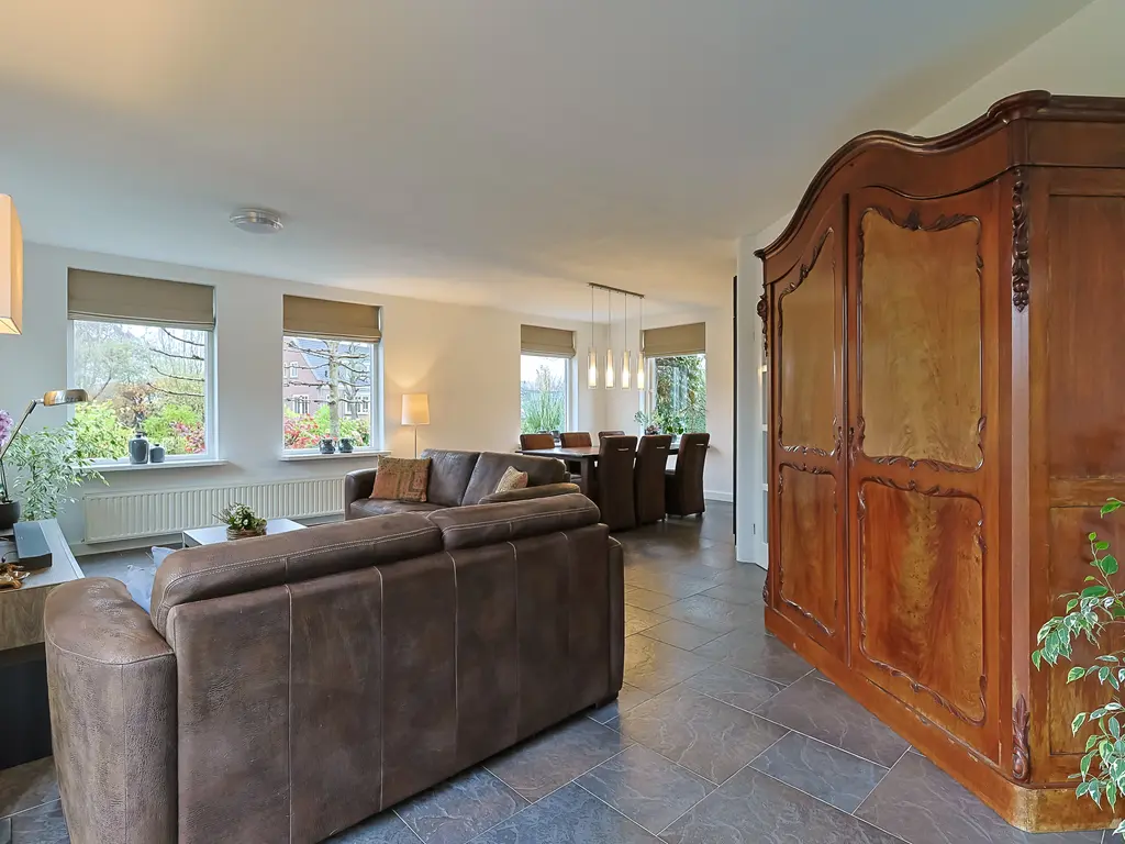 Hollandsekade 1, WOERDENSE VERLAAT