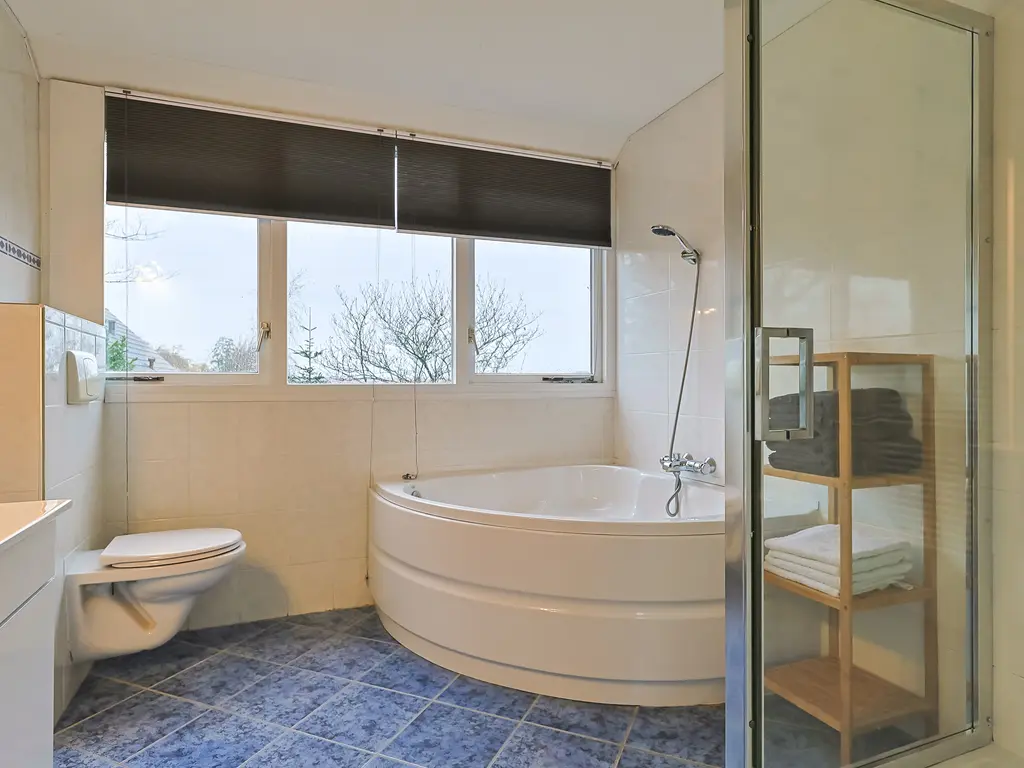 Hollandsekade 1, WOERDENSE VERLAAT