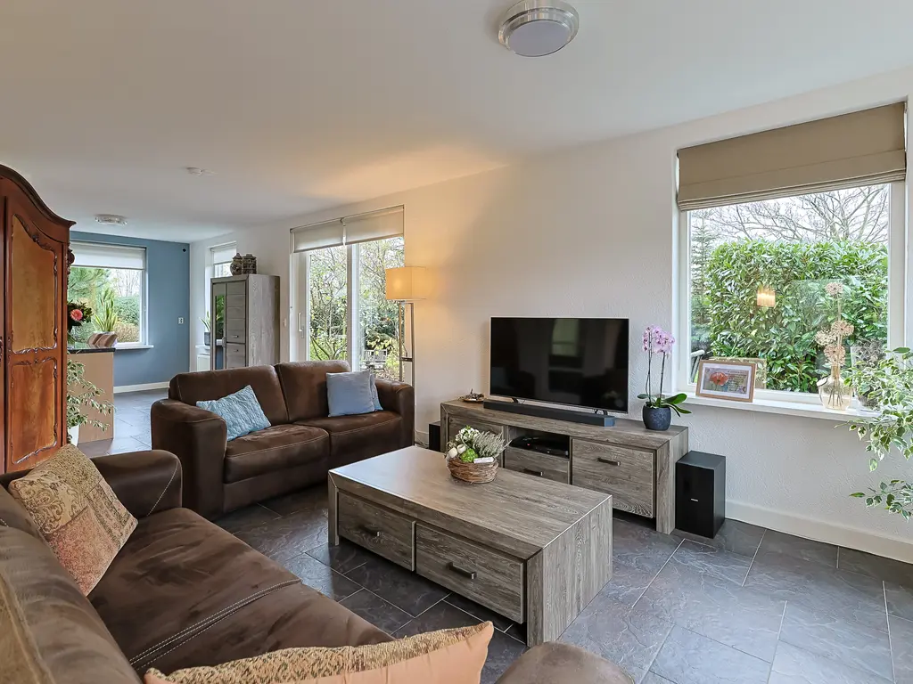 Hollandsekade 1, WOERDENSE VERLAAT