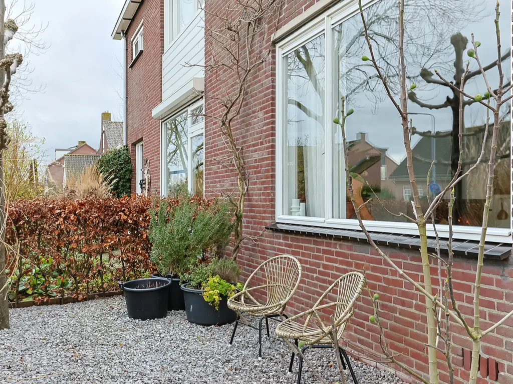 Stationsweg 10A, ZEVENHOVEN