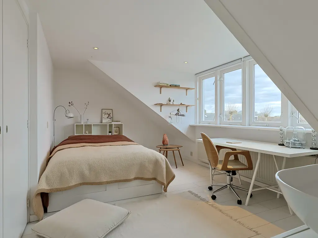 Stationsweg 10A, ZEVENHOVEN