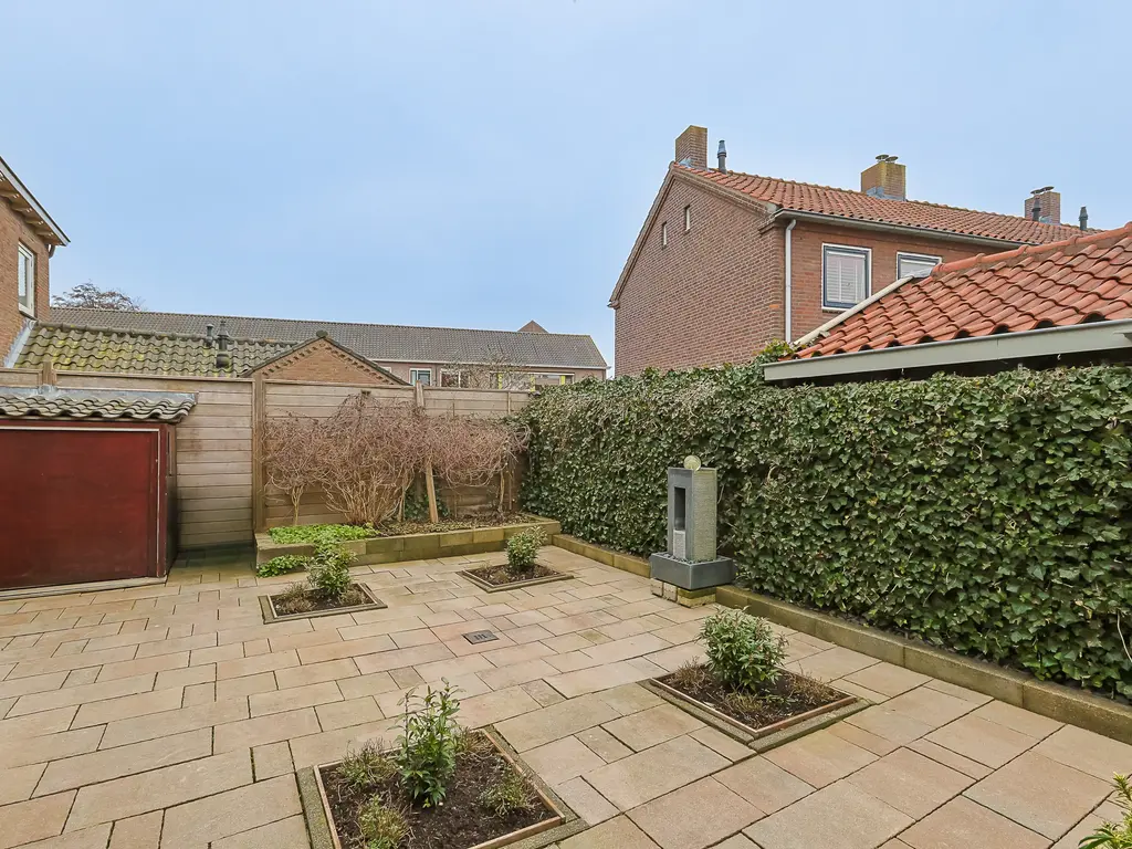 Meeuwenlaan 2, NIEUWKOOP