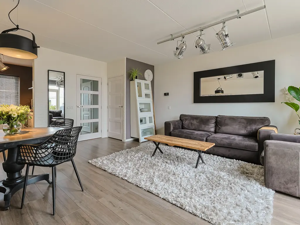 Vlasakker 15, ZEVENHOVEN