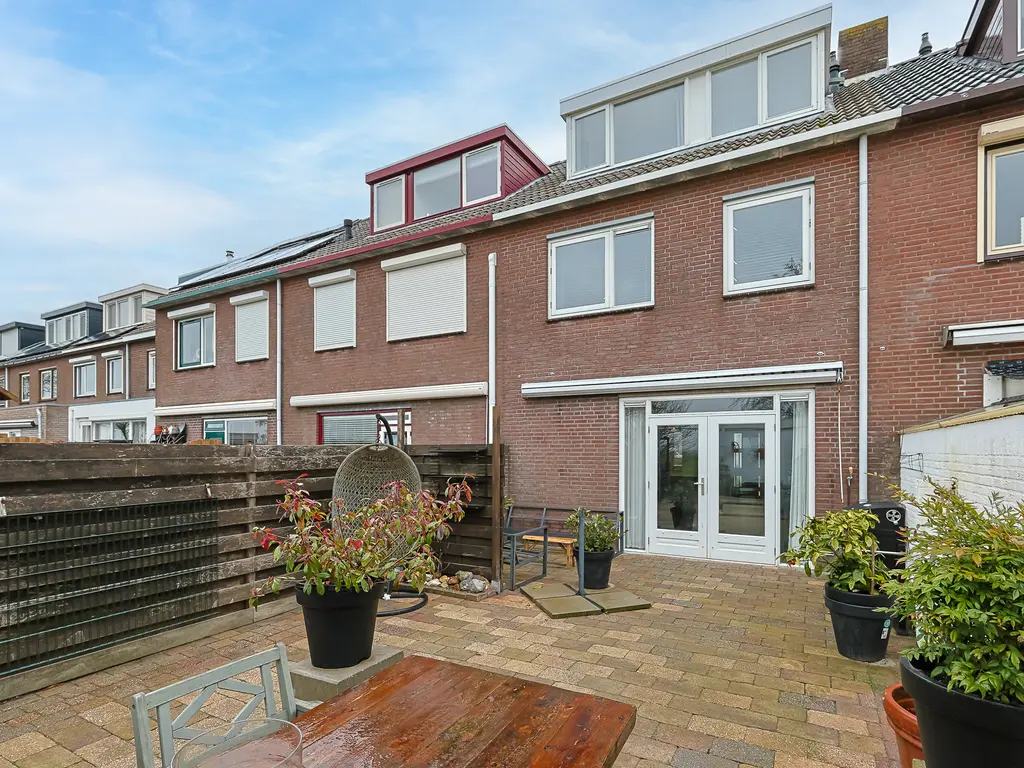 Vlasakker 15, ZEVENHOVEN