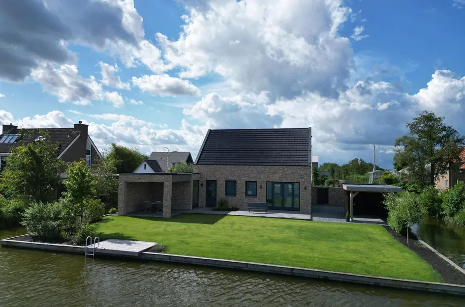 Voorweg 99